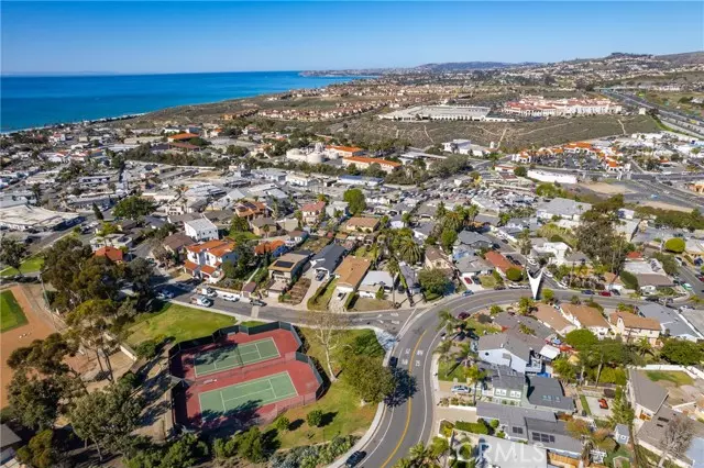 San Clemente, CA 92672,1406 Avenida De La Estrella