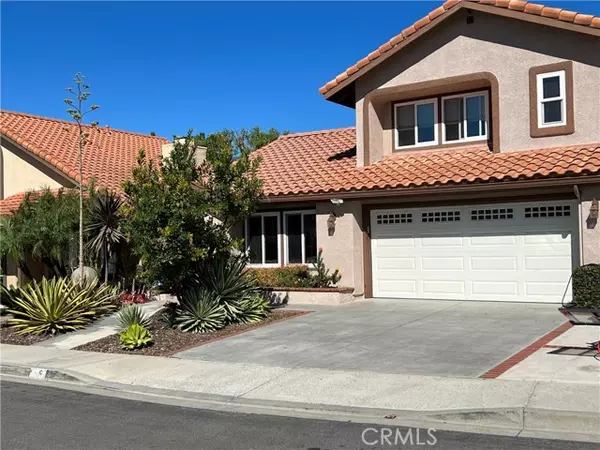 6 Caymas Court, Rancho Santa Margarita, CA 92688