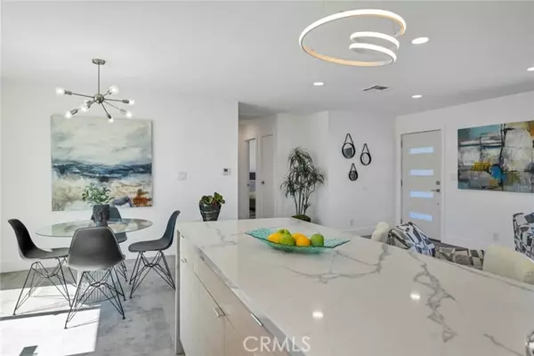 Palm Springs, CA 92262,431 W Avenida Cerca