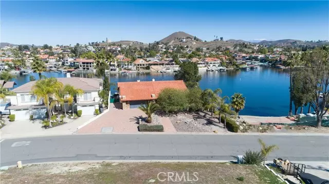 22894 Blue Bird, Canyon Lake, CA 92587