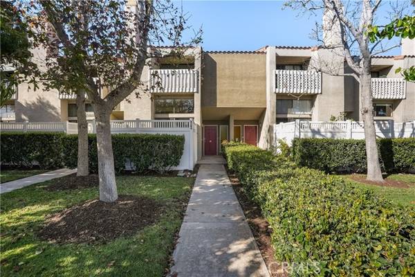 380 W Wilson Street #3, Costa Mesa, CA 92627