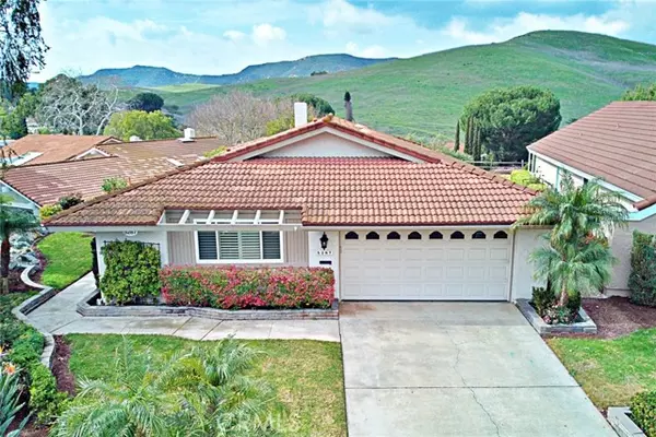 Laguna Woods, CA 92637,5287 Pina