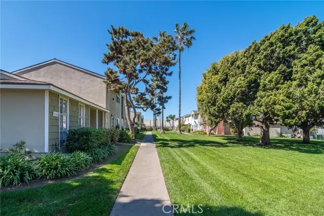 8151 Woolburn Drive, Huntington Beach, CA 92646