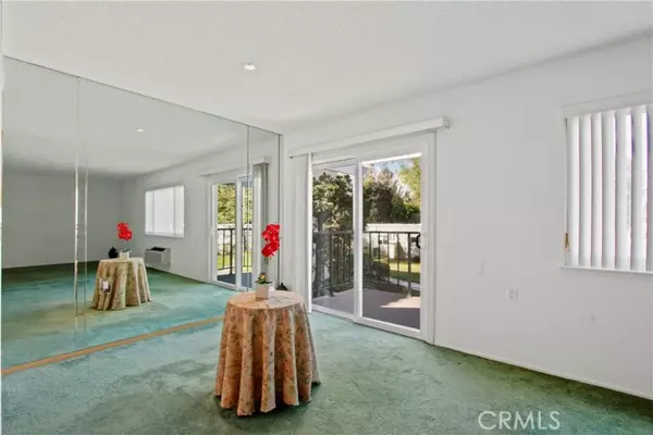 Laguna Woods, CA 92637,2380 Via Mariposa #A