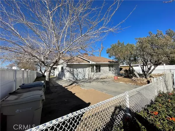 15968 Spruce Street, Hesperia, CA 92345