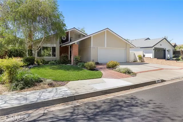 Yorba Linda, CA 92886,5901 Kingsbriar Drive