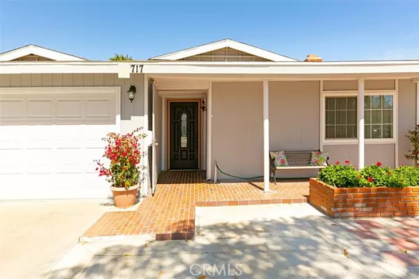 717 S Toland Street, Santa Ana, CA 92704