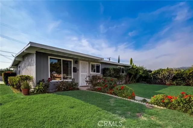 La Habra, CA 90631,561 Clifton Street