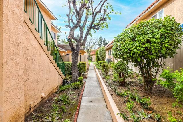 921 Las Lomas Drive #27C, La Habra, CA 90631