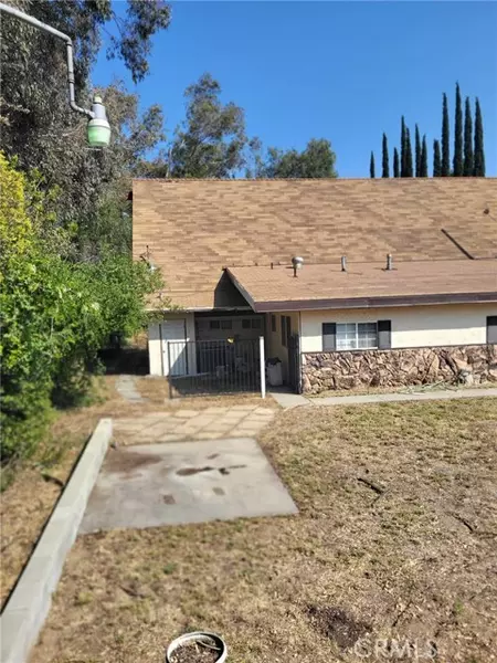 1153 KIMBARK Avenue, San Bernardino, CA 92407