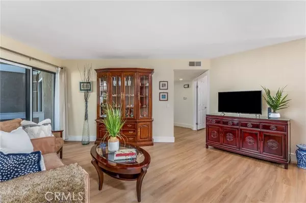 Aliso Viejo, CA 92656,32 Rambling Lane