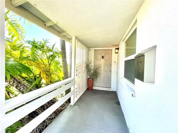 San Clemente, CA 92672,120 W Avenida Cadiz