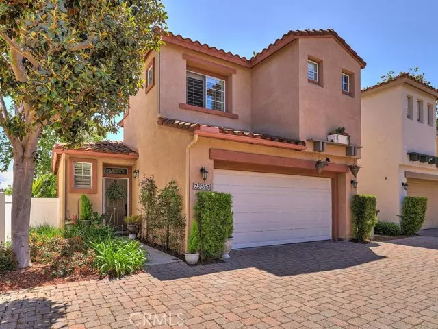 Aliso Viejo, CA 92656,232 Las Flores