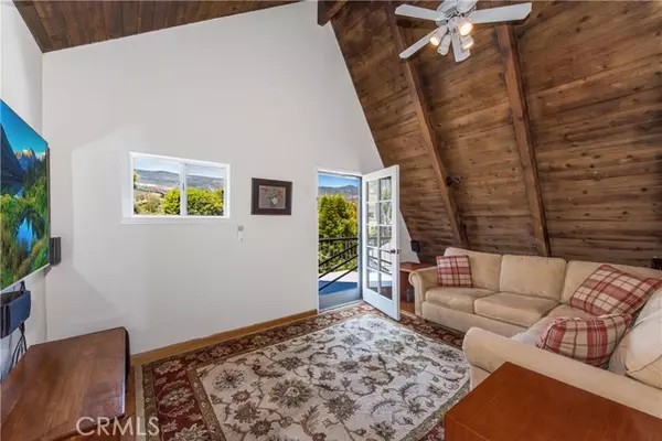 Goleta, CA 93117,5968 Via Lemora