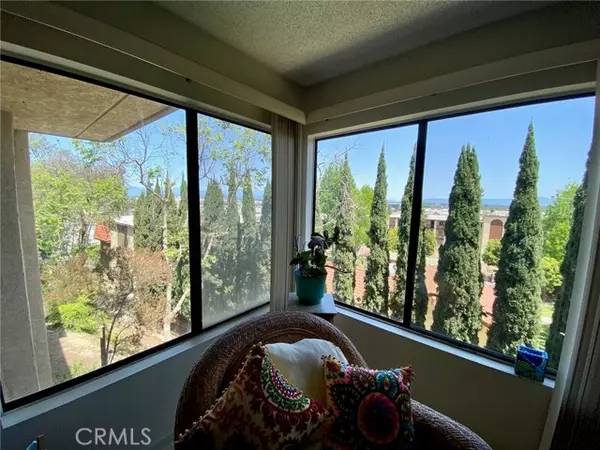 2510 E Willow Street #207, Signal Hill, CA 90755