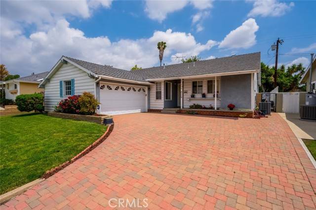 330 La Plaza Drive, La Habra, CA 90631