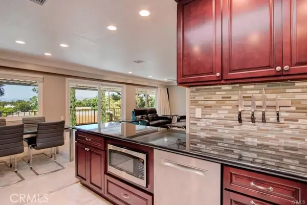 Laguna Woods, CA 92637,2290 Via Puerta #Q