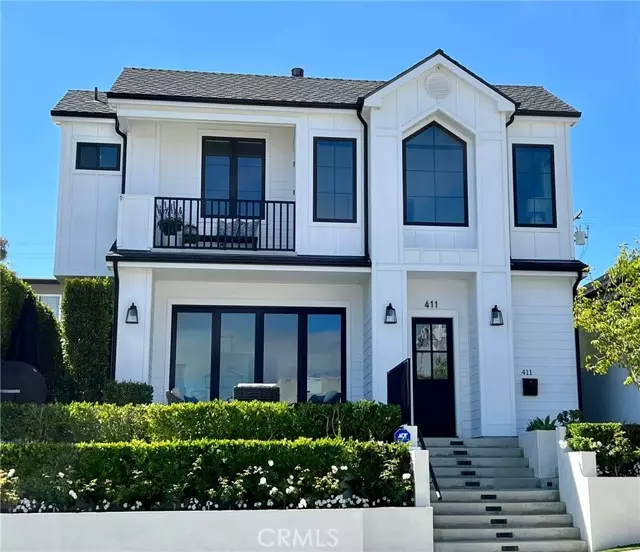 Corona Del Mar, CA 92625,411 Heliotrope Avenue