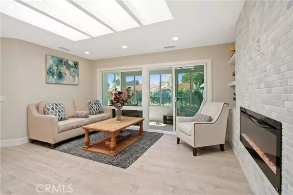 Laguna Woods, CA 92637,3020 Via Buena Vista #O