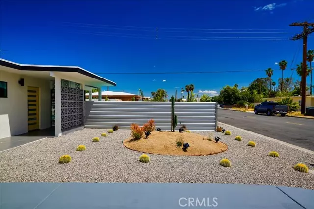 4372 E Camino Parocela, Palm Springs, CA 92264