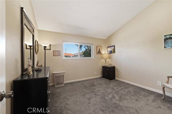 6437 Cleon Avenue #10, North Hollywood, CA 91606