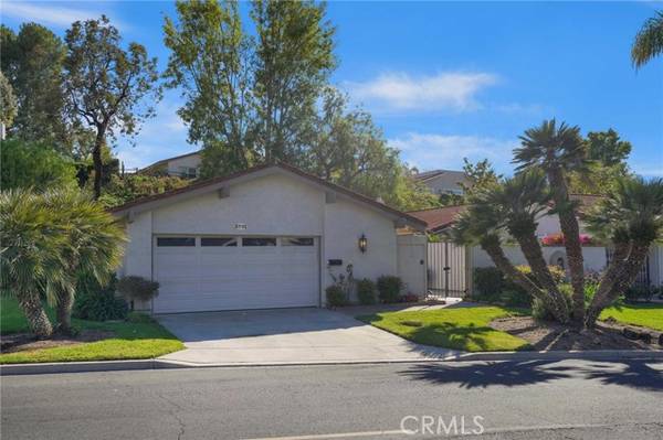 5110 Miembro, Laguna Woods, CA 92637