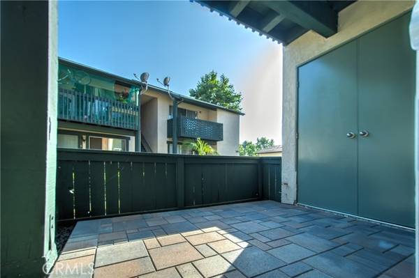 Lake Forest, CA 92630,23228 Orange Avenue #9