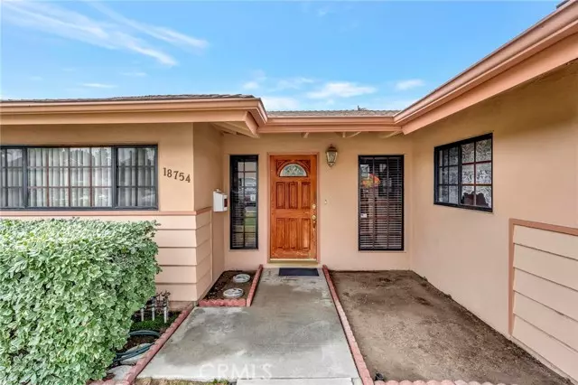 18754 Lassen Street, Northridge, CA 91324