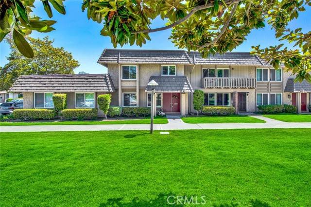 10187 Napa River Court, Fountain Valley, CA 92708