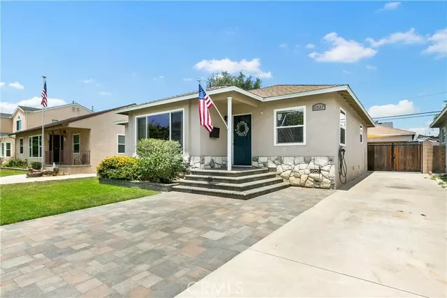 Lakewood, CA 90713,6037 Silva Street