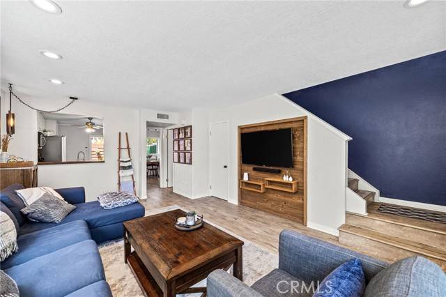 Lake Forest, CA 92630,21588 Lost River Court #36