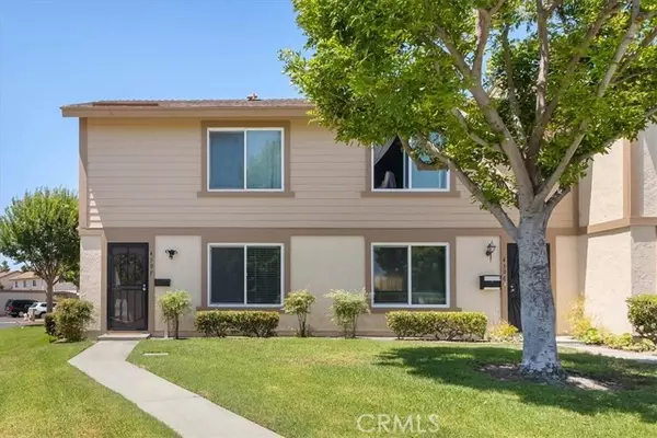 430 Carriage Drive #F, Santa Ana, CA 92707