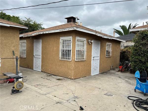 903 N Poinsettia Avenue, Compton, CA 90221