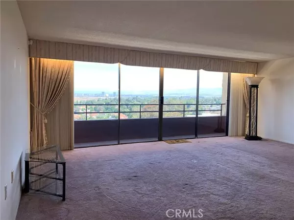 24055 Paseo Del Lago #805, Laguna Woods, CA 92637