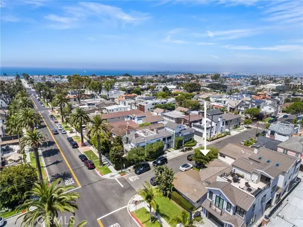 Corona Del Mar, CA 92625,601 Marguerite Avenue