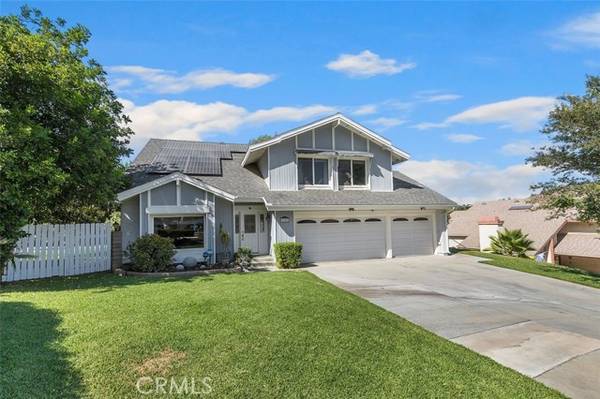 8252 Bent Tree Lane, Jurupa Valley, CA 92509