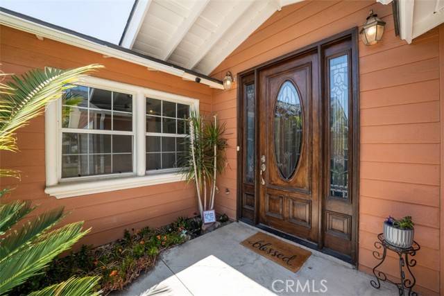 611 Lemon Street, La Habra, CA 90631