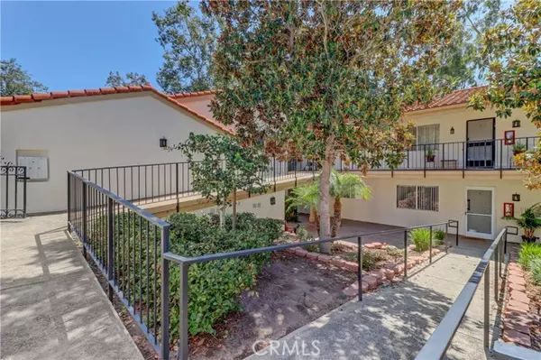 5533 Via La Mesa #N, Laguna Woods, CA 92637