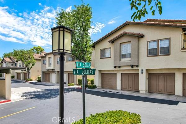 40 Via Jolitas, Rancho Santa Margarita, CA 92688