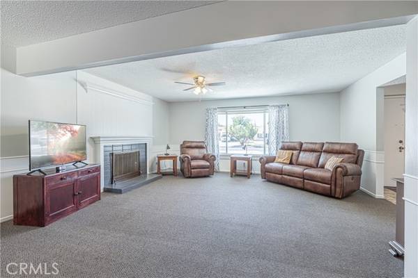 39744 Country Club Drive, Palmdale, CA 93551