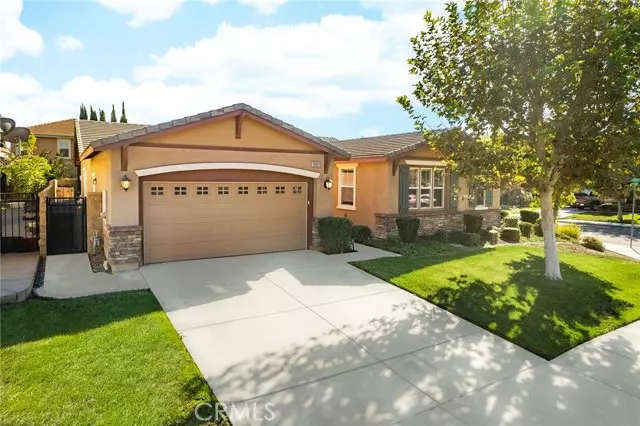 Eastvale, CA 92880,13891 Huntervale Drive