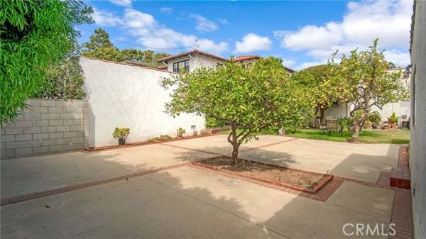 724 Euclid Street, Santa Monica, CA 90402