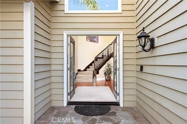 San Clemente, CA 92673,4 Via Goleta