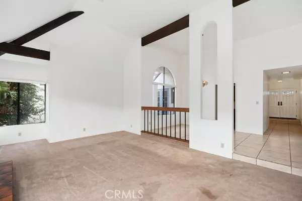 San Clemente, CA 92673,123 Avenida Mesita #9