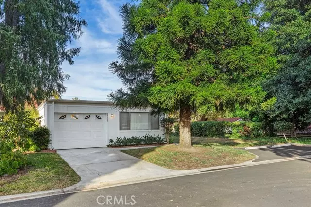 3232 San Amadeo #D, Laguna Woods, CA 92637