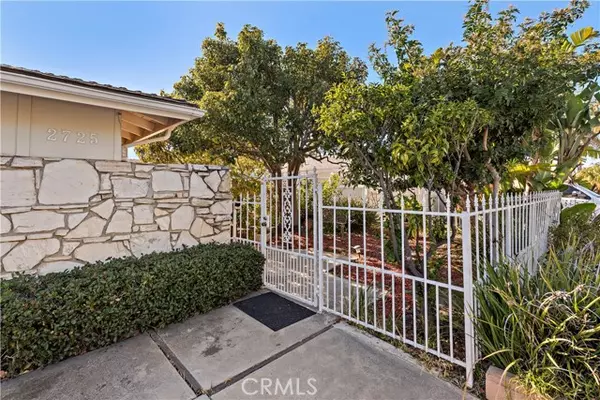 San Clemente, CA 92672,2725 Via Montecito