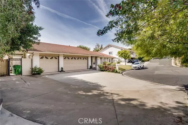 North Tustin, CA 92705,19532 Rocking Horse Lane