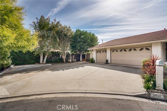 19532 Rocking Horse Lane, North Tustin, CA 92705