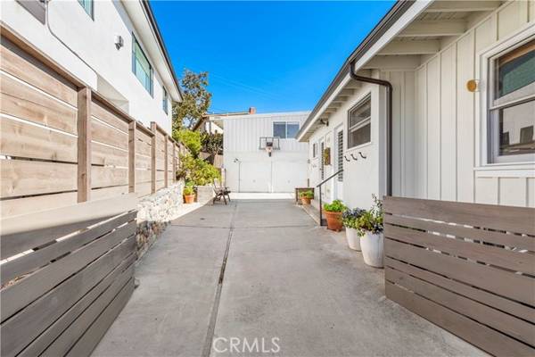 Dana Point, CA 92629,33936 Amber Lantern Street