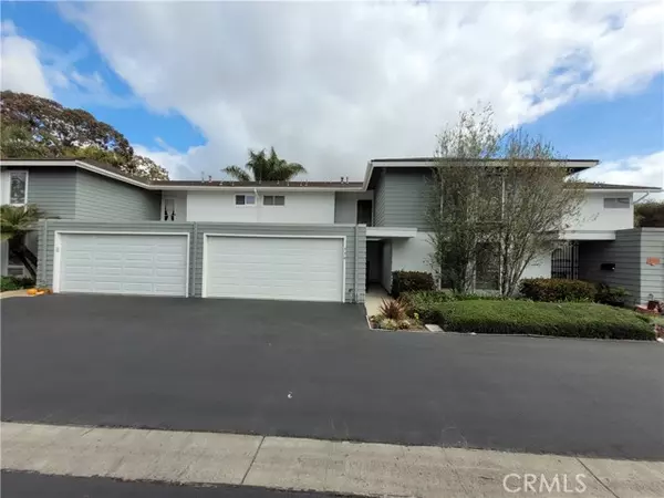 Costa Mesa, CA 92627,336 Reims Lane